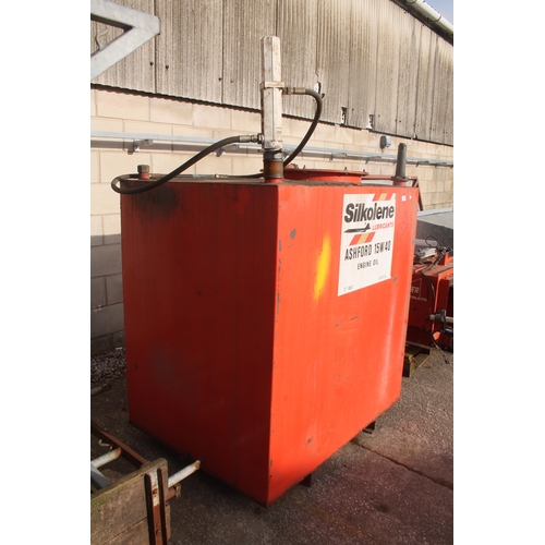 232 - RED SILKOLENE OIL TANK +VAT