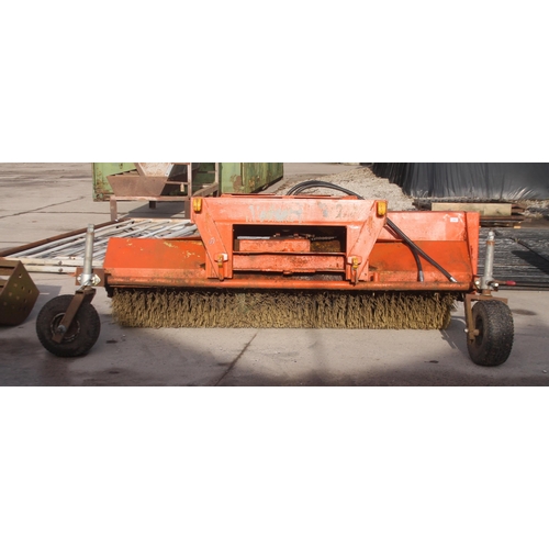 252 - MOUNTED ROAD SWEEPER + VAT