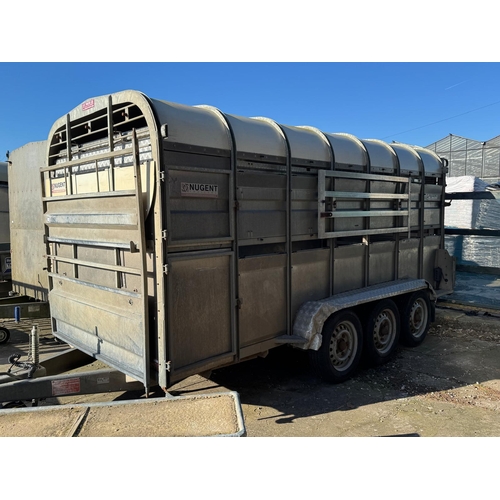 216 - A NUGGENT TRI-AXLE CATTLE TRAILER WITH SHEEP DECKS  + VAT