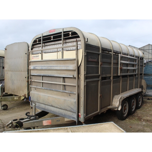 216 - A NUGGENT TRI-AXLE CATTLE TRAILER WITH SHEEP DECKS  + VAT