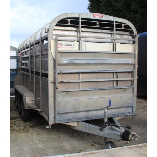 216 - A NUGGENT TRI-AXLE CATTLE TRAILER WITH SHEEP DECKS  + VAT