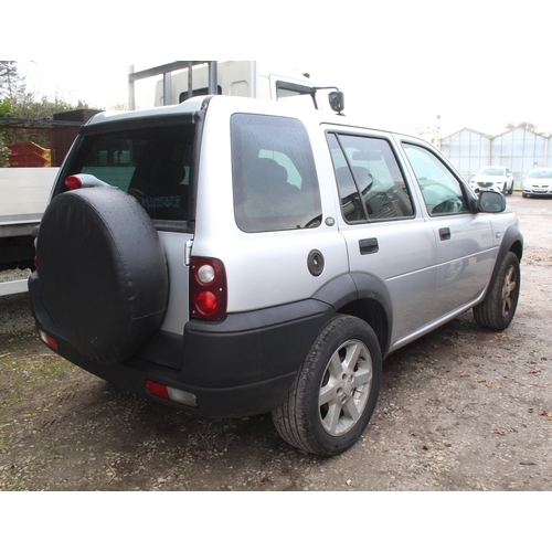 180 - A LAND ROVER FREELANDER SERENGETI SE ESTATE CAR HS03TRX SILVER PETROL FIRST REG 26/08/03 MOT 20/09/2... 