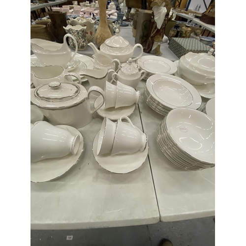 108 - A LARGE QUANTITY OF WEDGWOOD/ROYAL DOULTON SIGNET PLANTINUM TO INCLUDE SERVING PLATTERS, TEAPOTS, LI... 