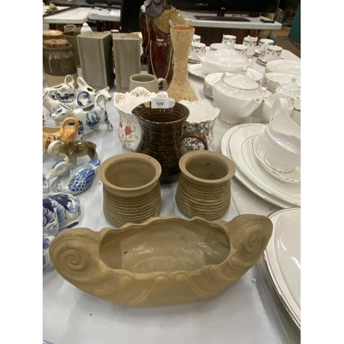 109 - A QUANTITY OF STUDIO POTTERY TO ALSO INCLUDE ST. GEORGE BONE CHINA AND VICTORIANA CHINA PLANTERS AND... 