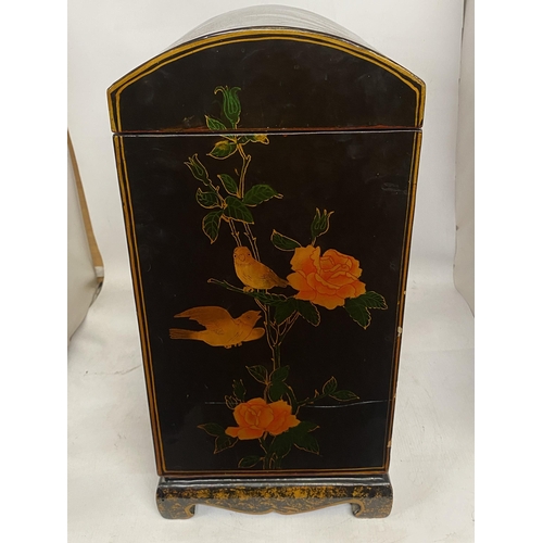 71 - A JAPANESE LACQUERED DOME TOP CASKET JEWELLERY CHEST WITH BRASS HANDLES/HINGES AND REFINED FLORAL DE... 