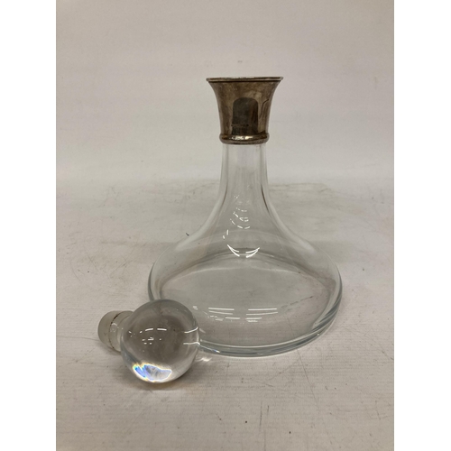 54 - A VINTAGE SHIP'S DECANTER WITH A CARRS OF SHEFFIELD EPNS COLLAR, HEIGHT APPROX 28CM