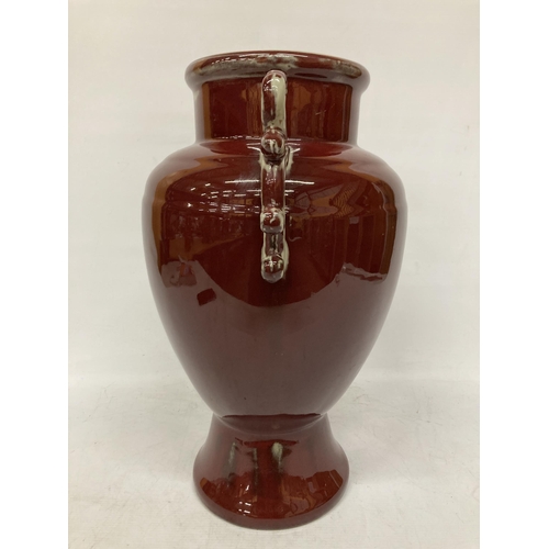 62 - A LARGE POTTERY URN STYLE VASE, HEIGHT 45CM