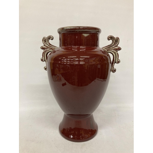 62 - A LARGE POTTERY URN STYLE VASE, HEIGHT 45CM