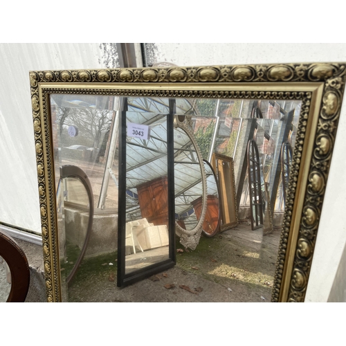 3043 - A GILT FRAMED BEVEL EDGE WALL MIRROR, 29