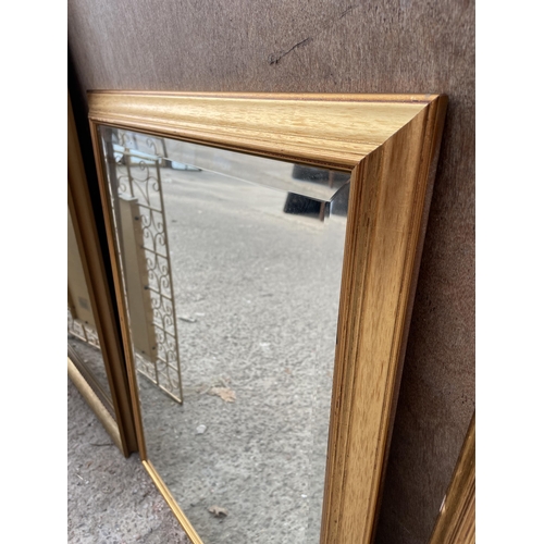 3052 - A PAIR OF GILT FRAMED BEVEL EDGE WALL MIRRORS, 27