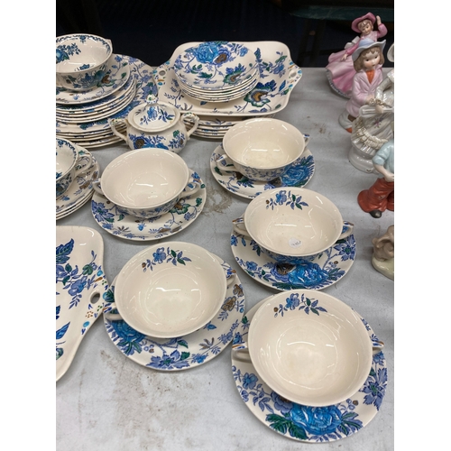 809 - A MASON'S IRONSTONE BELVEDERE PART DINNER SERVICE TO INCLUDE SOUP COUPES AND SAUCERS, DINNER PLATES,... 