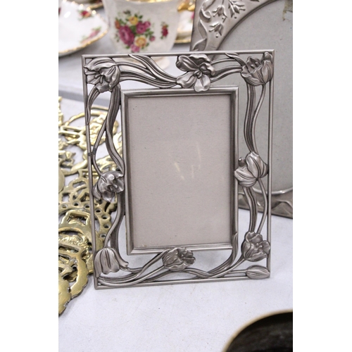 220 - TWO ORNATE METAL PICTURE FRAMES