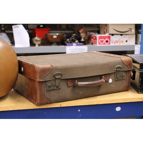 260 - A VINTAGE LEATHER AND FABRIC SUITCASE WITH THE INITIALS J D M W AND A DEED BOX WITH KEY