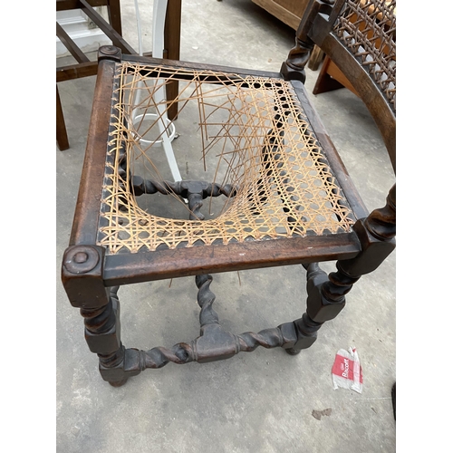 2983 - A JACOBEAN STYLE SINGLE CHAIR WITH BARLEY TWIST SUPPORTS