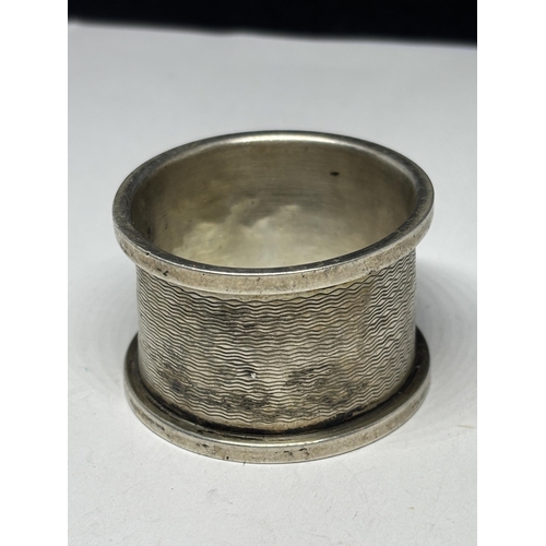  A HALLMARKED BIRMINGHAM SILVER NAPKIN RING