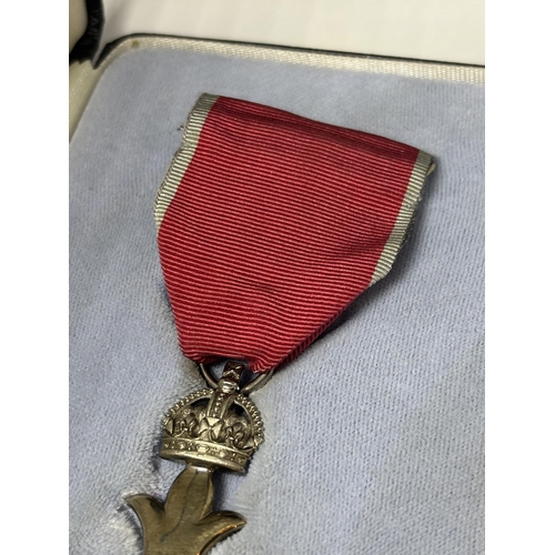  AN M.B.E GEORGE VI MEDAL IN ORIGINAL PRESENTATION BOX