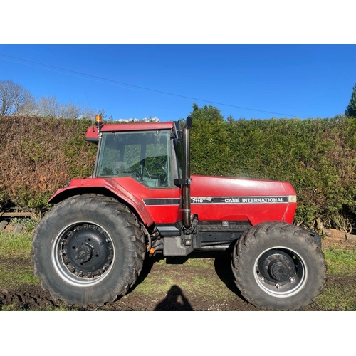 211 - A CASE INTERNATIONAL 7110 TRACTOR REG NUMBER J776JBB NO VAT