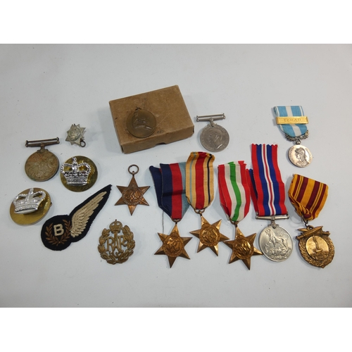 357 - A COLLECTION OF TEN WORLD WAR II MEDALS TO INCLUDE A 1939-1945 STAR, AFRICA STAR, ITALY STAR, R.A.F ... 