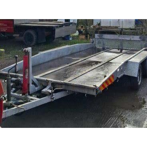 189 - A 16' LOW LOADER TRAILER WITH BEAVER TAIL  NO VAT