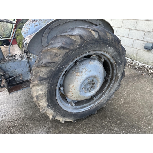 237 - A FERGUSON TE20 DIESEL TRACTOR WITH BELT PULLEY ATTACHMENT, CURRENT OWNER FOR CIRCA 20 YEARS, USED O... 