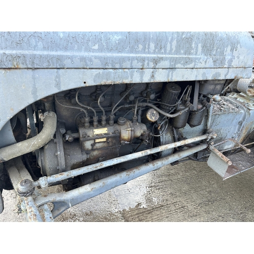 237 - A FERGUSON TE20 DIESEL TRACTOR WITH BELT PULLEY ATTACHMENT, CURRENT OWNER FOR CIRCA 20 YEARS, USED O... 