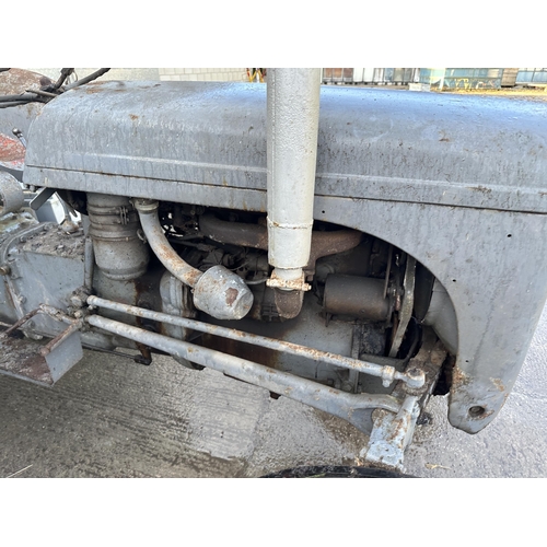 237 - A FERGUSON TE20 DIESEL TRACTOR WITH BELT PULLEY ATTACHMENT, CURRENT OWNER FOR CIRCA 20 YEARS, USED O... 