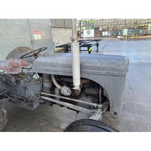 237 - A FERGUSON TE20 DIESEL TRACTOR WITH BELT PULLEY ATTACHMENT, CURRENT OWNER FOR CIRCA 20 YEARS, USED O... 