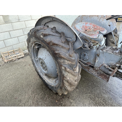 237 - A FERGUSON TE20 DIESEL TRACTOR WITH BELT PULLEY ATTACHMENT, CURRENT OWNER FOR CIRCA 20 YEARS, USED O... 