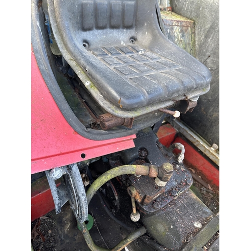 238 - A 1991 IMT 539 DELUX DIESEL TRACTOR, NON RUNNER (WATER IN ENGINE DUE TO LACK OF EXHAUST CAP). ONE OW... 