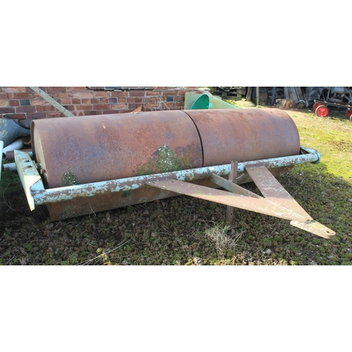 172 - TWOSE 8 FT BALLAST ROLLER  + VAT