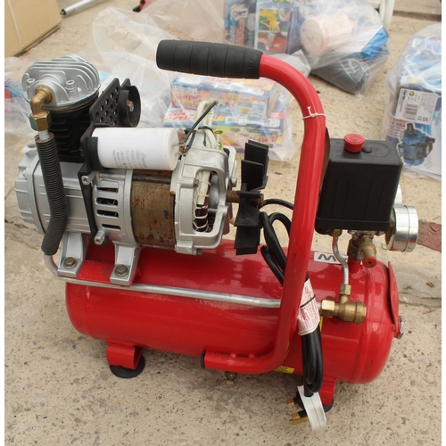 74 - A CLARKE BANDIT V 4.2 CFM 8 LTR 1 HP AIR COMPRESSOR 230 V  NO VAT