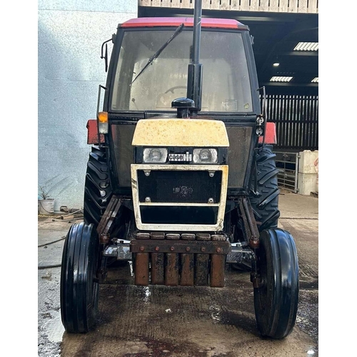 239 - A 1987 CASE INTERNATIONAL 87D TRACTOR,  IST TIME STARTER RUNS WELL  WITH V5  NO VAT