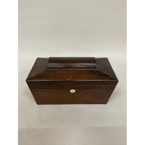 34 - A VIANTAGE ROSEWOOD TEA CADDY