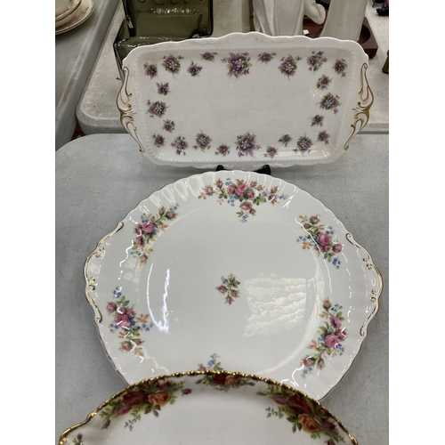 158 - AN XL MOSS ROSE GATEAU PLATE TOGETHER WITH A ROYAL ALBERT SWEET VIOLETS SANDWICH TRAY, OLD COUNTRY R... 