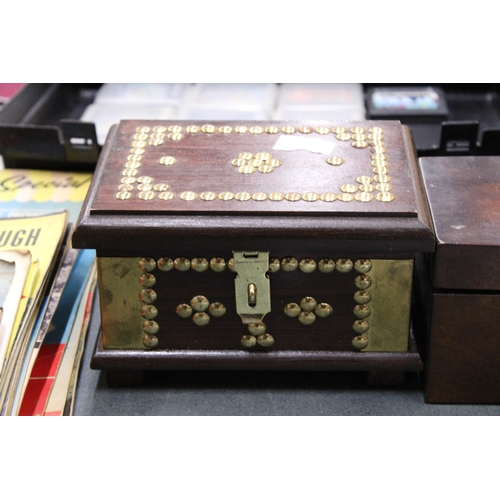 388 - A VINTAGE WOODEN BOX ADORNED WITH BRASS FITTINGS AND RIVETS TOGETHER WITH A GENTLEMAN'S TRAVELLING S... 