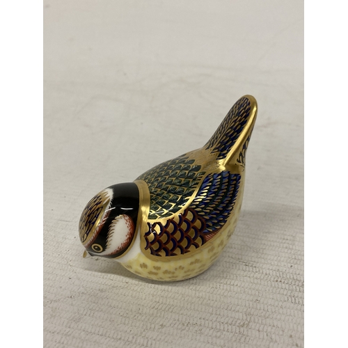 712 - A ROYAL CROWN DERBY BLUE TIT WITH GOLD COLOURED STOPPER