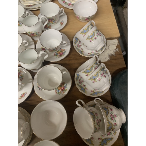 899 - A ROYAL STUART FLORAL TEASET TO INCLUDE, CAKE PLATES, SUGAR BOWLS, CREAM JUGS, CUPS, SAUCERS AND SID... 