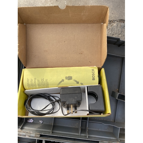 1990 - TWO BOSCH ITEMS TO INCLUDE A BATTERY DRILL WITH BATTERY AND CHARGER IN CARRY CASE AND A BOSCH SCREWD... 