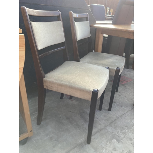 2780 - A PAIR OF RETRO DINING CHAIRS