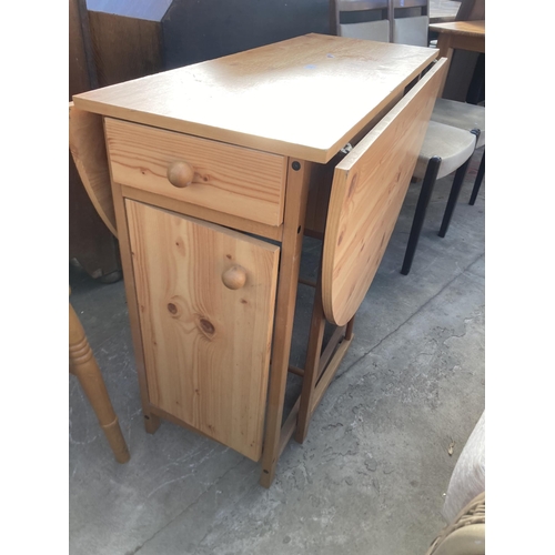 2781 - A PINE EFFECT DROP LEAF KITCHEN TABLE