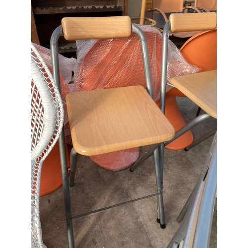 2804 - A PAIR OF FOLDING TALL STOOLS AND A PAIR OF METAL FRAMED DINING CHAIRS