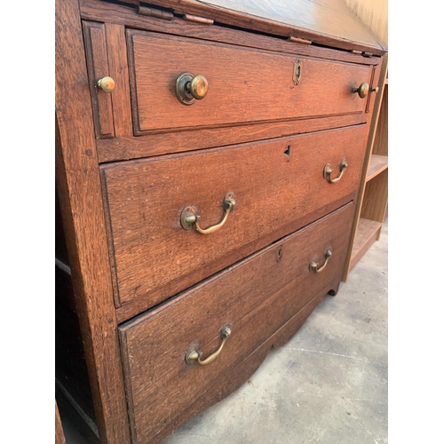 2890 - AN OAK GEORGE III BUREAU WITH FITTED INTERIOR AND THREE DRAWERS TO BASE, 37