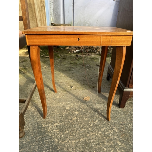 3103 - AN ITALIAN MARQUETRY INLAID MUSICAL SEWING TABLE