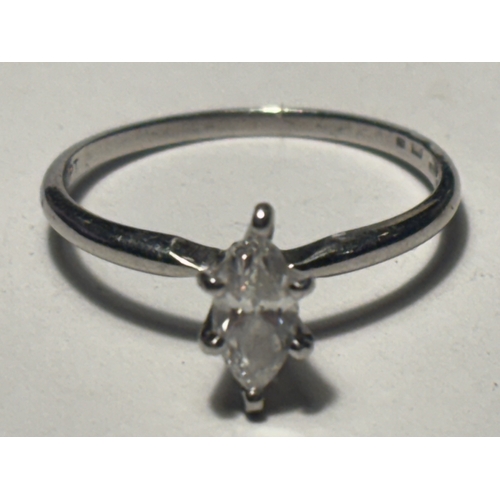 530 - A MARKED LSC 950PT RING WITH AN OVAL SHAPED TESTING TO DIAMOND STONE SIZE L/M IN A PRESENTATION BOX