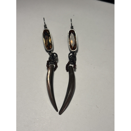 541 - A PAIR OF DYRBERG KERN DROP EARRINGS