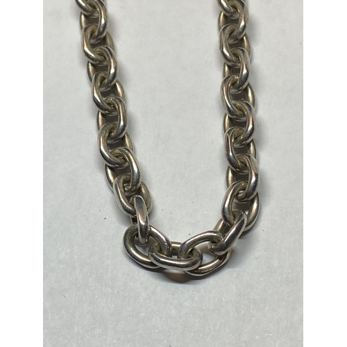 558 - A MARKED SILVER HEAVY NECKLACE