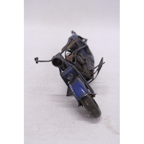 298 - A VINTAGE STYLE BLUE METAL MOTORBIKE