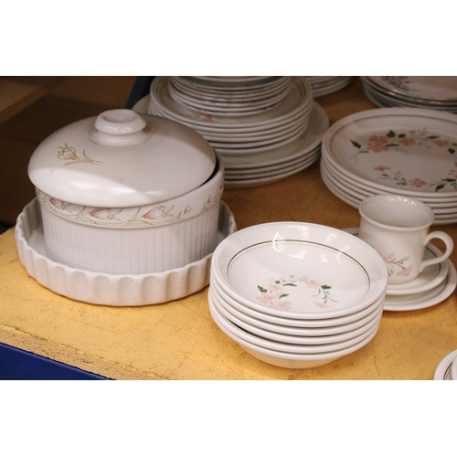 874 - A PART BILTON'S STAFFORDSHIRE DINNER SERVICE WITH A QUANTITY OF COLOROLL PLATES, A SIMSONS OVERSTONE... 