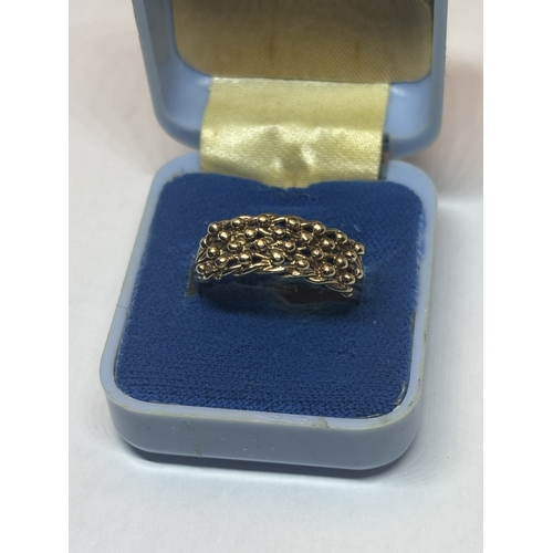 508 - A MARKED 9 CARAT GOLD RING SIZE T/U GROSS WEIGHT 3.48 GRAMS IN A PRESENTATION BOX