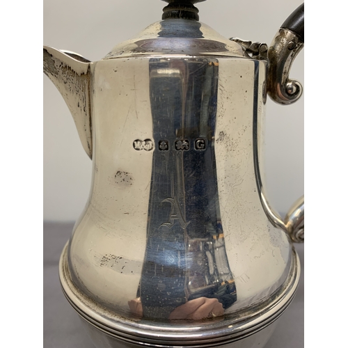 3 - A HALLMARKED BIRMINGHAM SILVER LIDDED JUG, GROSS WEIGHT 374.25G